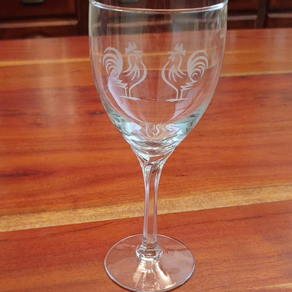 Libbey 'Rooster' Wine Glasses - Picture 7 of 9